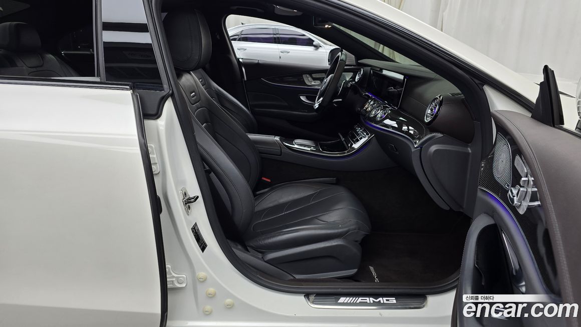 Mercedes-Benz CLS-Class 2021