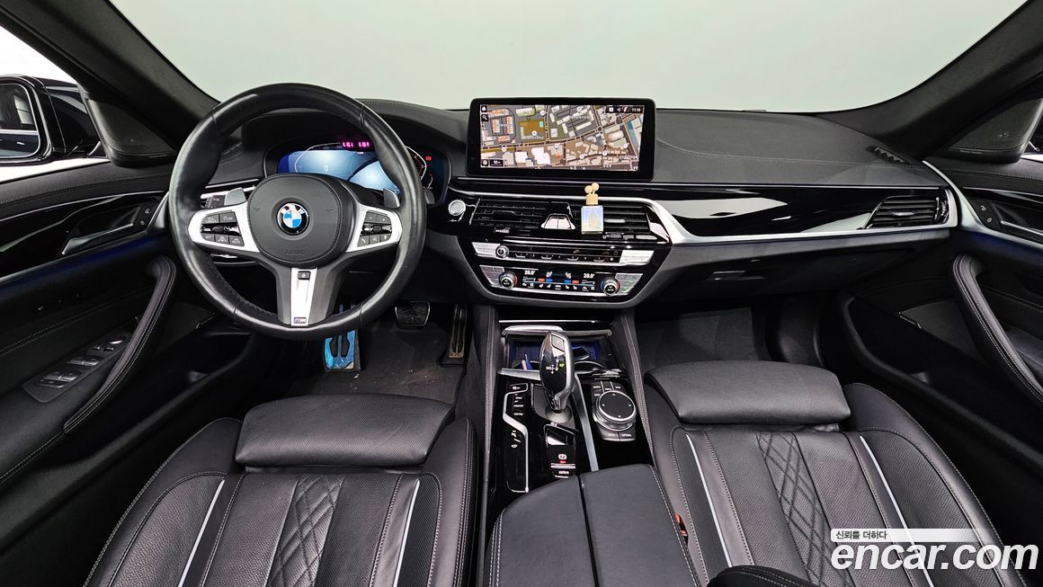 BMW 5-Series 2021