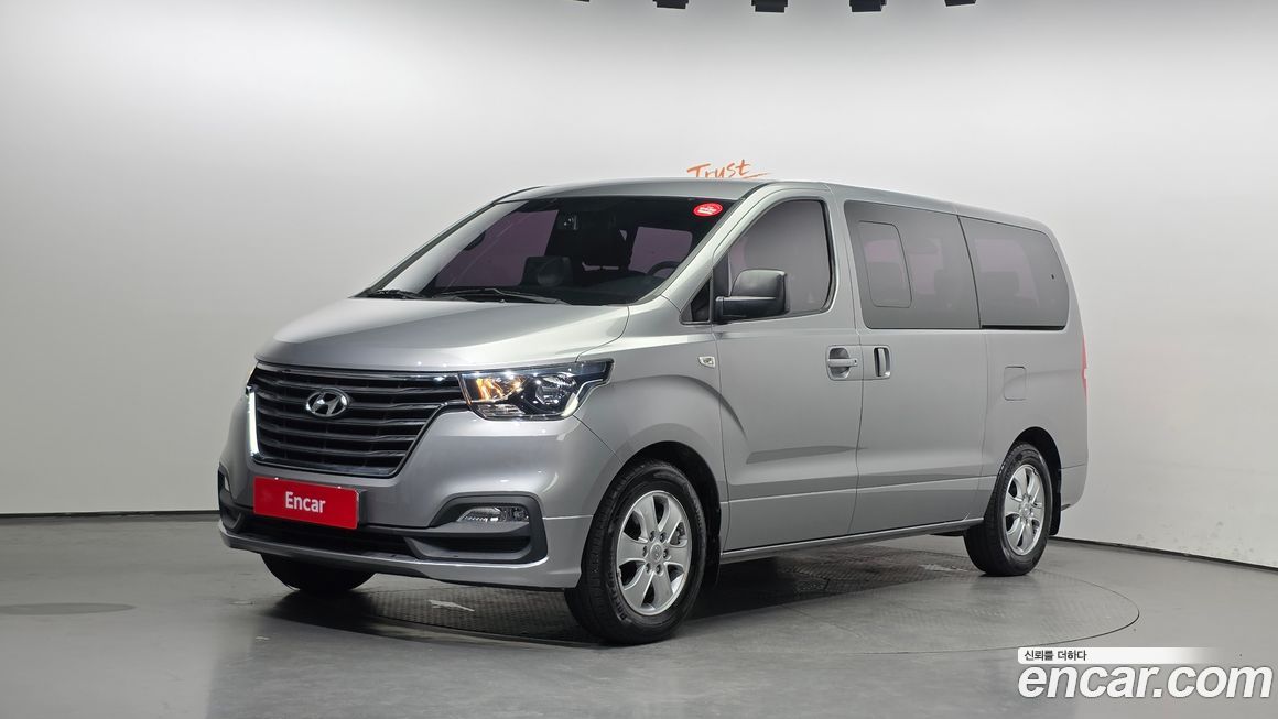 Hyundai Starex 2018