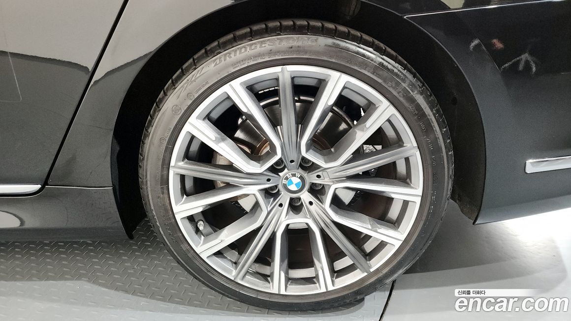 BMW 7-Series 2020