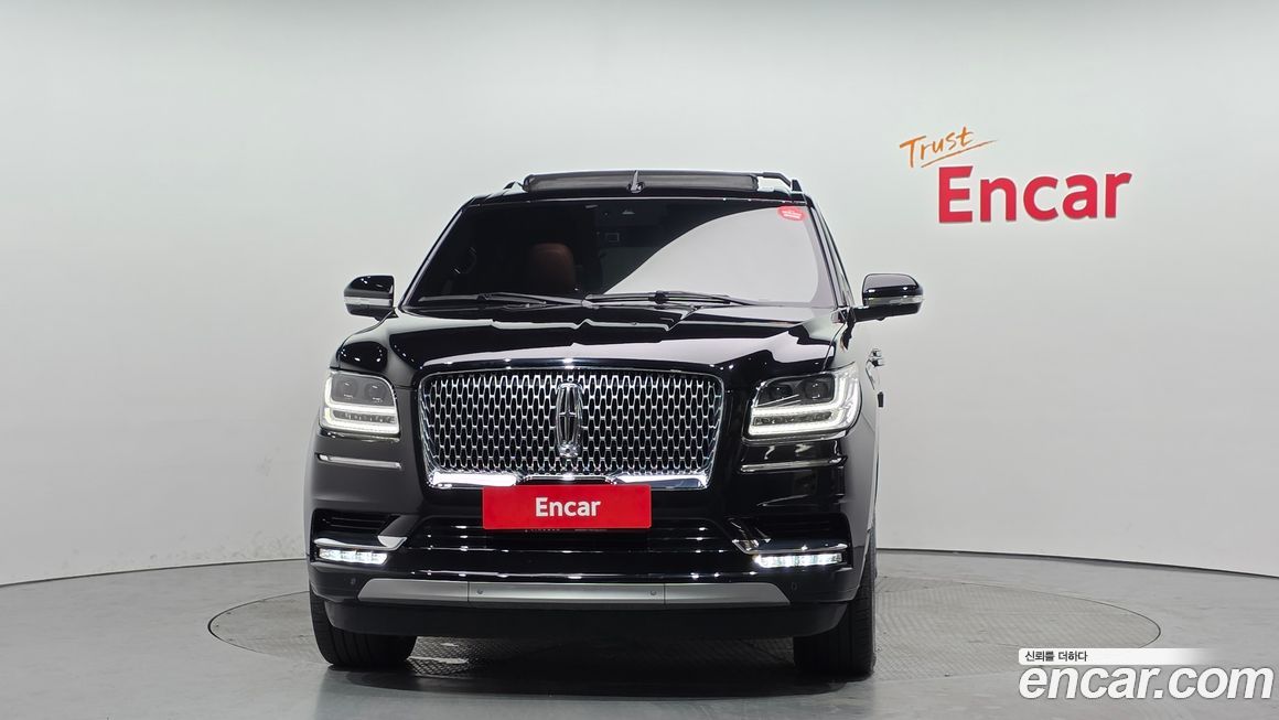 Lincoln Navigator 2021