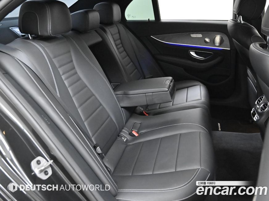 Mercedes-Benz E-Class 2023