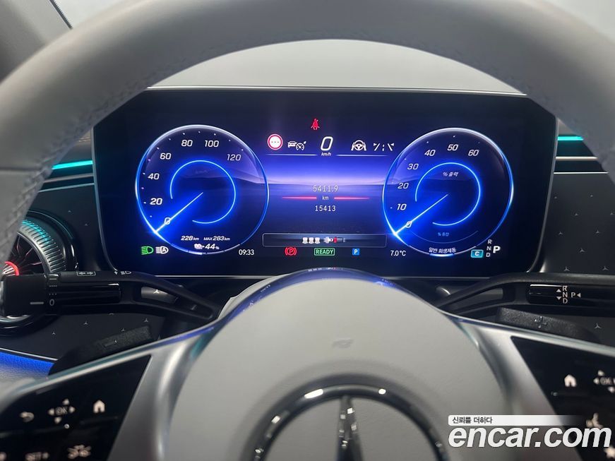 Mercedes-Benz EQE 2024