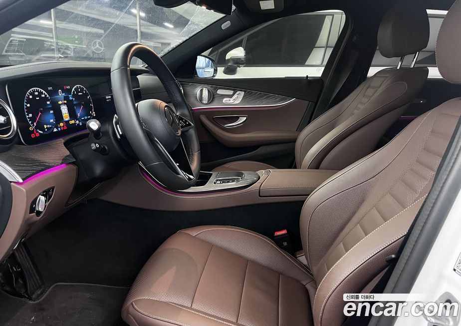 Mercedes-Benz E-Class 2023