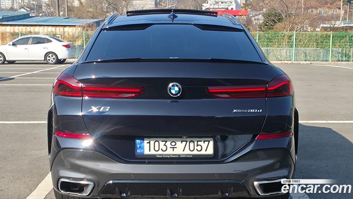 BMW X6 2021