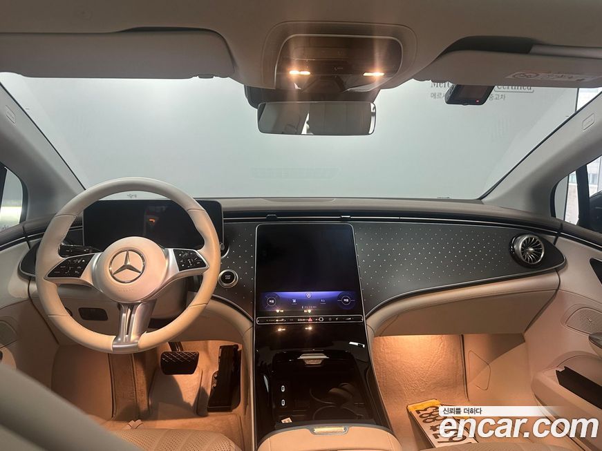 Mercedes-Benz EQE 2024