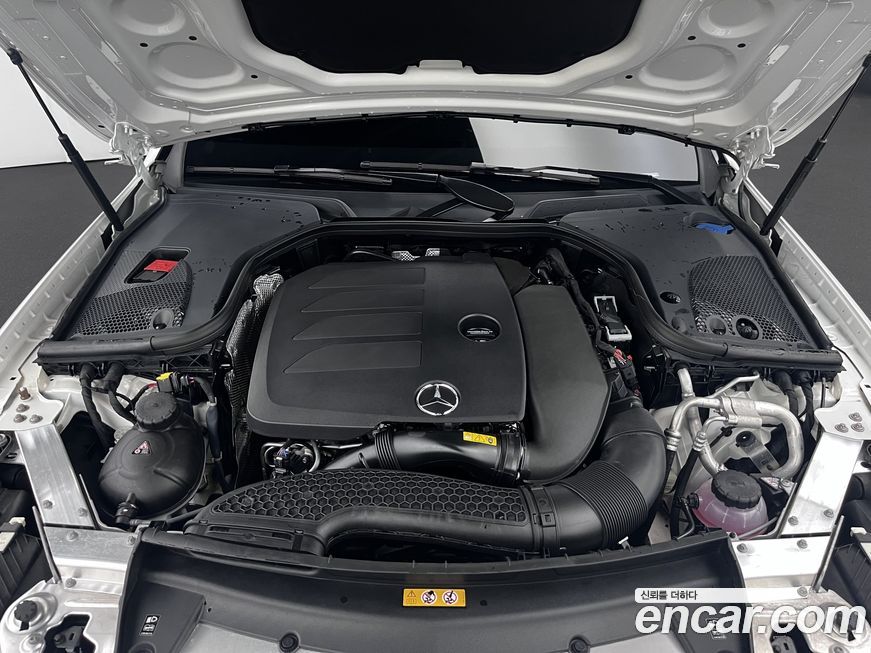 Mercedes-Benz E-Class 2023