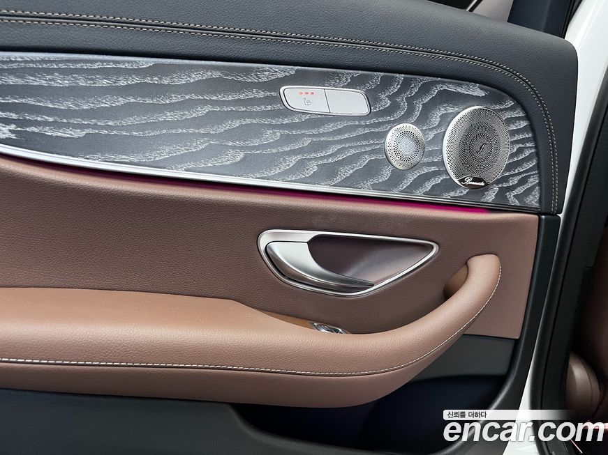 Mercedes-Benz E-Class 2023