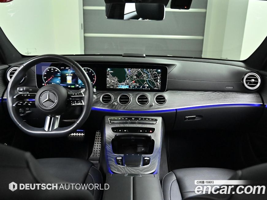 Mercedes-Benz E-Class 2023