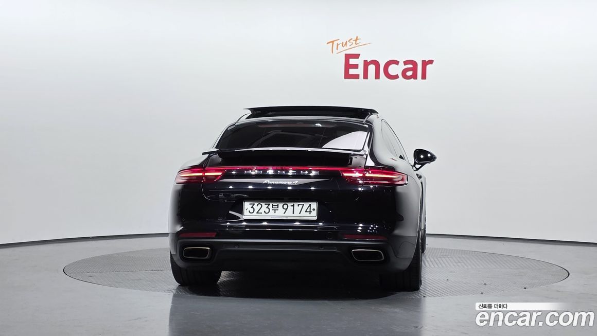 Porsche Panamera 2020