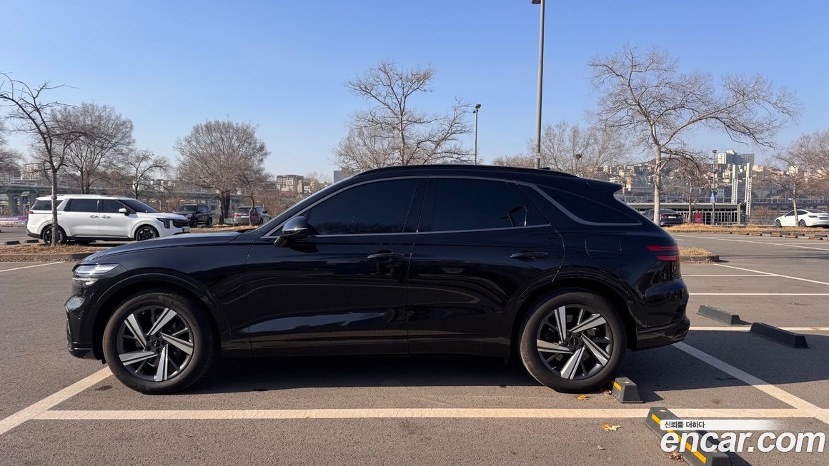 Genesis GV70 2025