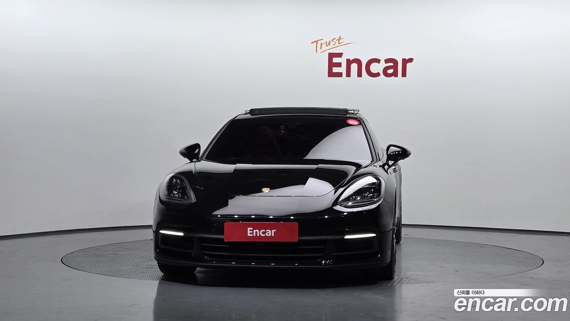 Porsche Panamera 2020