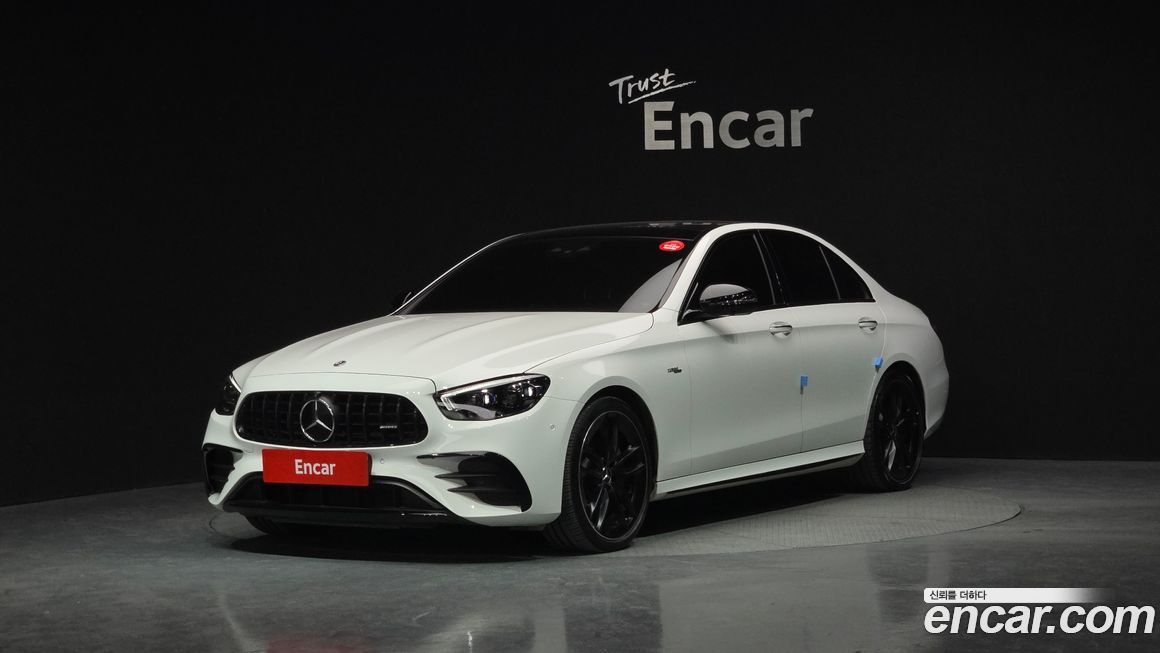 Mercedes-Benz E-Class 2023