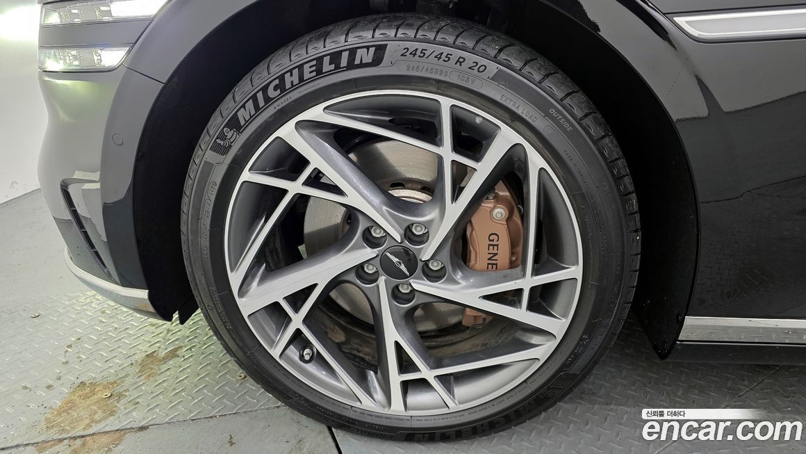 Genesis G90 2023