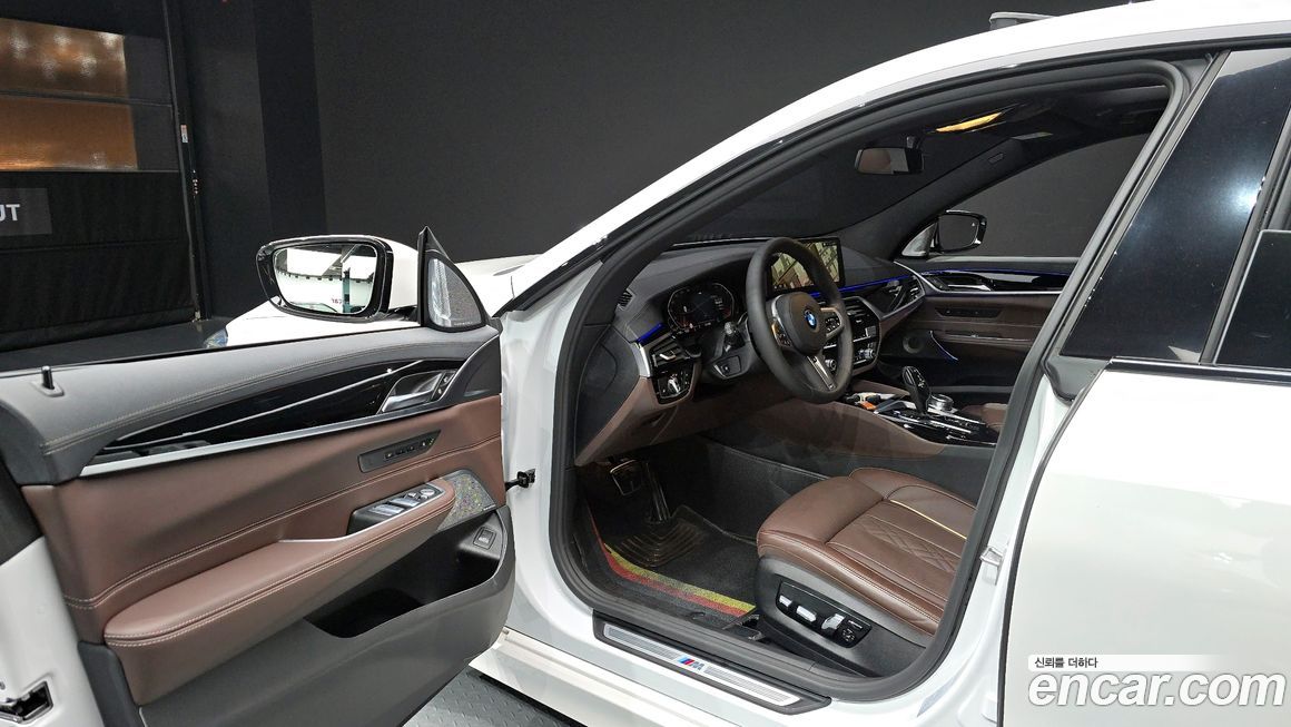 BMW Gran Turismo 2024