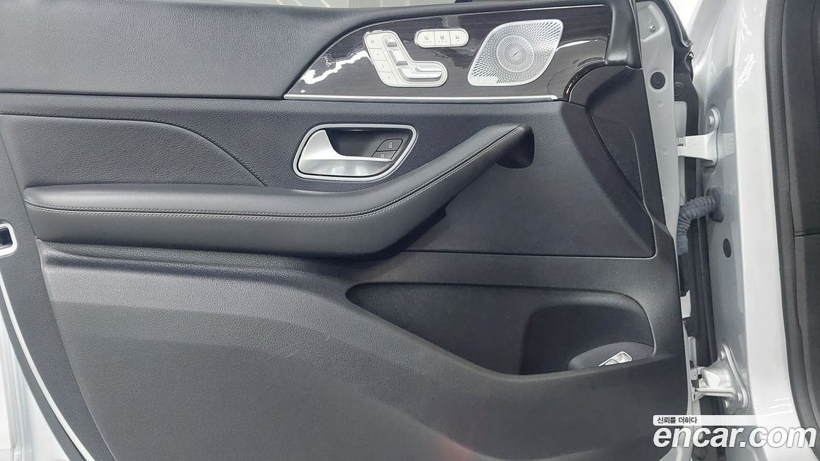 Mercedes-Benz GLE-Class 2021