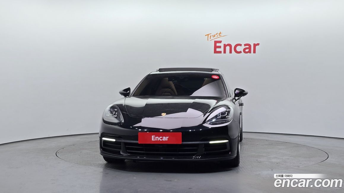 Porsche Panamera 2020
