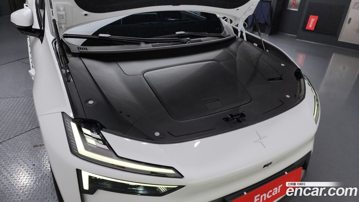 Polestar Polestar 4 2025