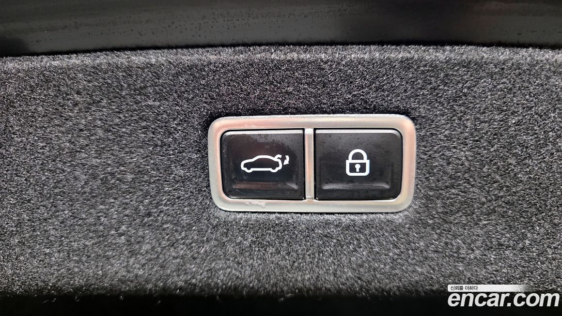 Genesis G90 2023