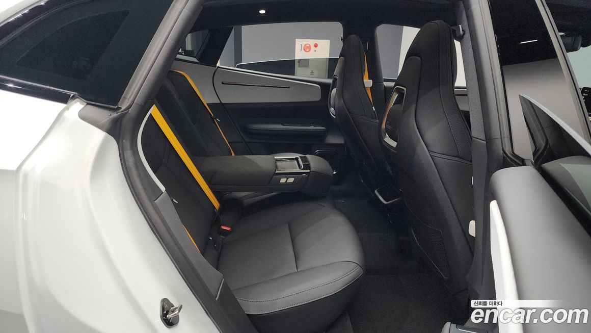 Polestar Polestar 4 2025