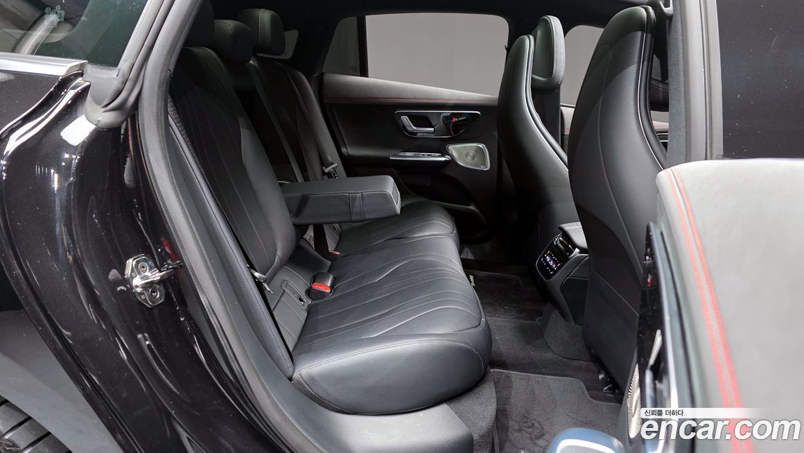 Mercedes-Benz EQE 2024