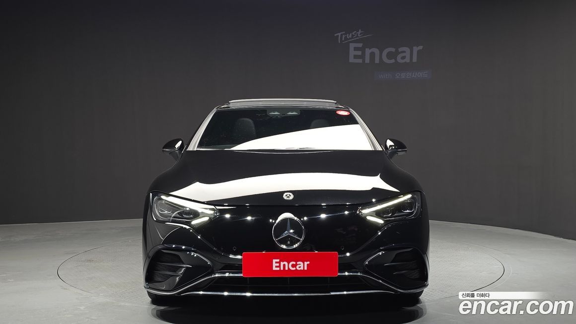 Mercedes-Benz EQE 2024