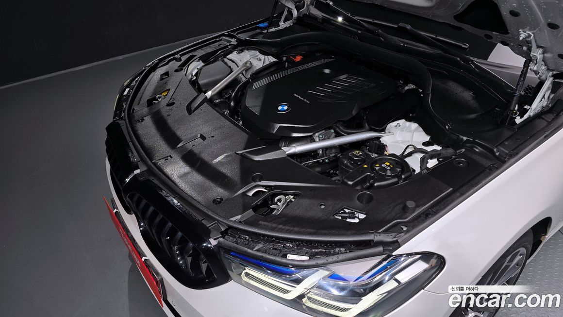 BMW Gran Turismo 2024