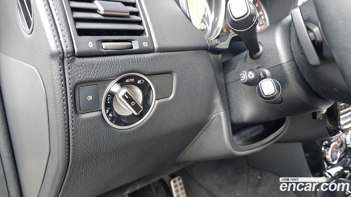 Mercedes-Benz G-Class 2017