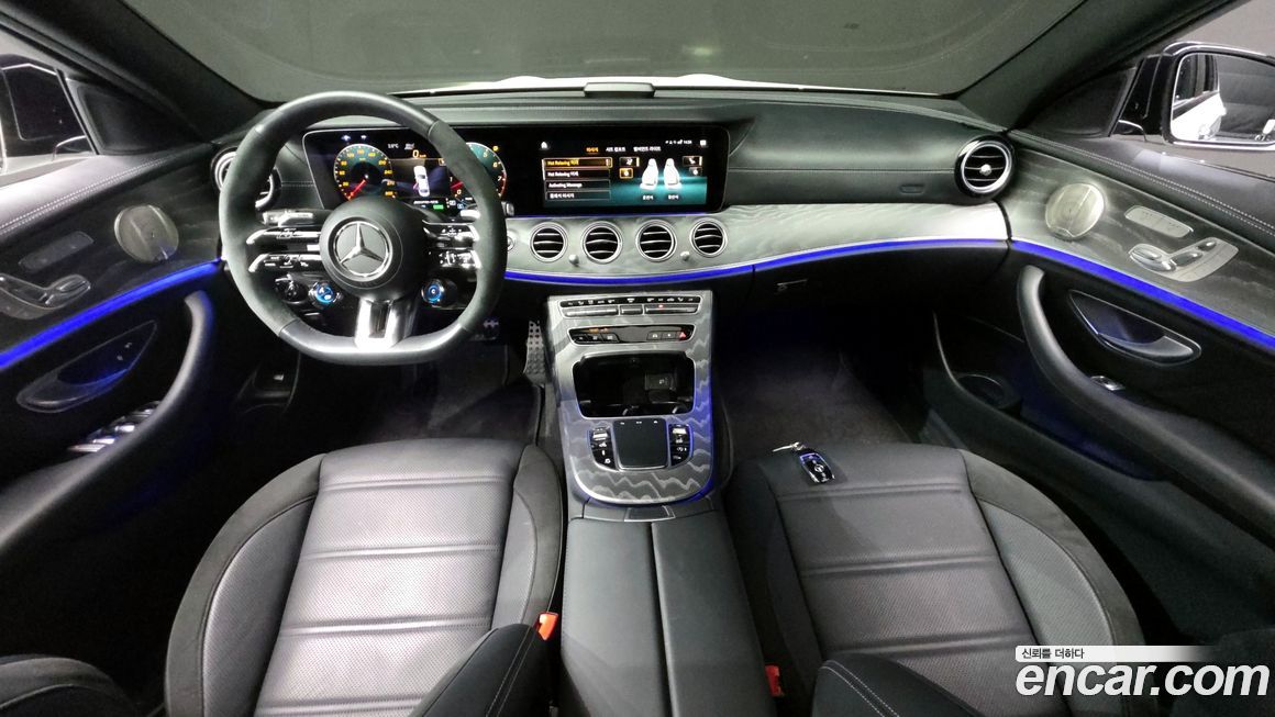 Mercedes-Benz E-Class 2023