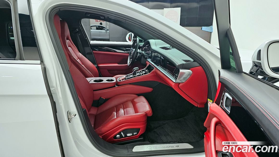 Porsche Panamera 2020