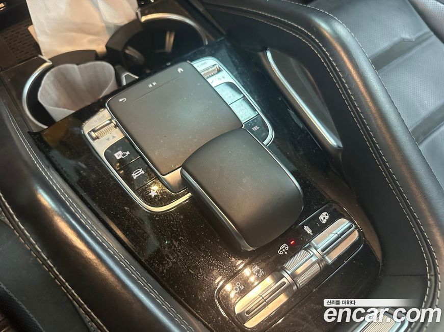 Mercedes-Benz GLE-Class 2021