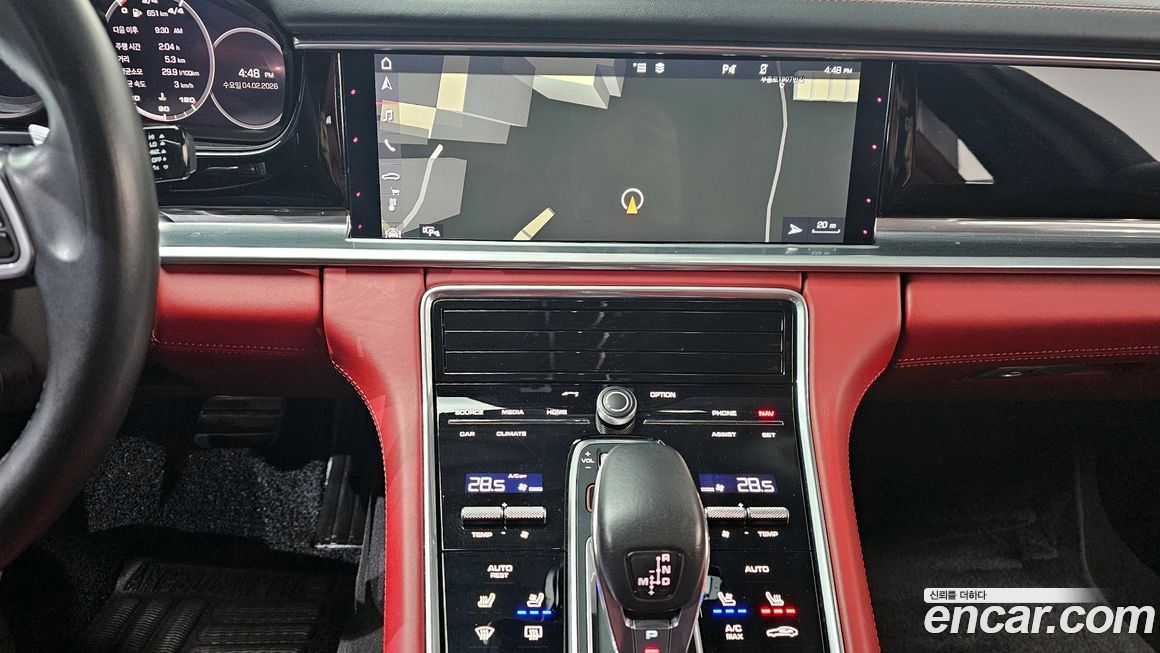 Porsche Panamera 2020