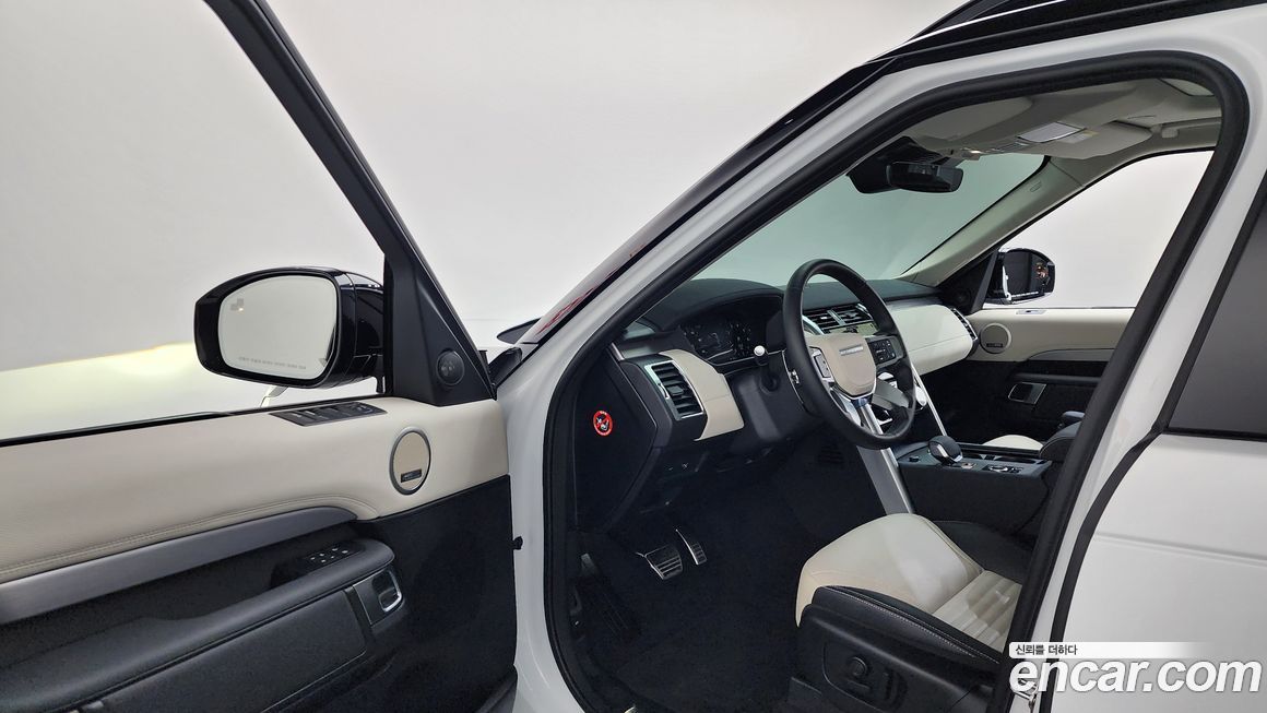 Land Rover Discovery 2025