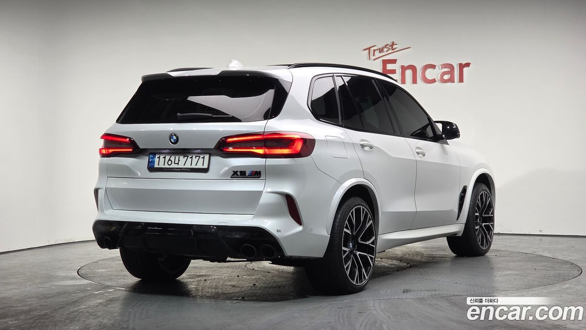BMW X5M 2021