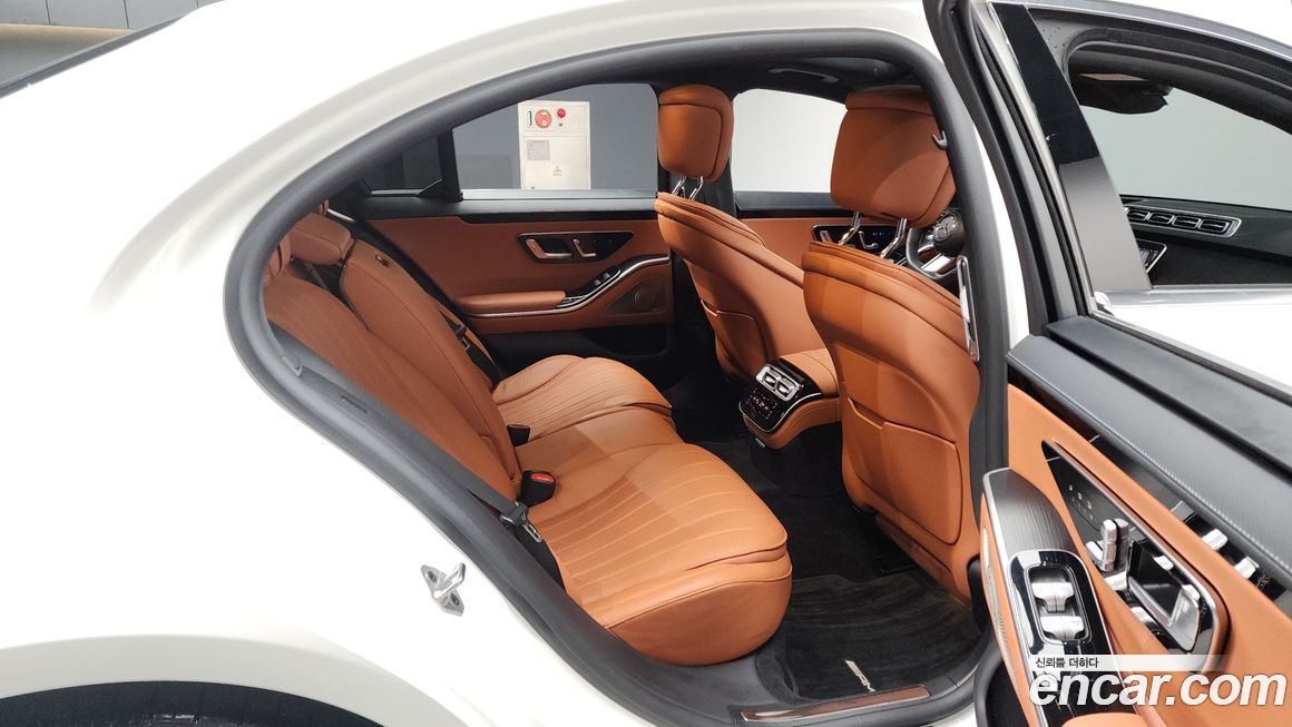 Mercedes-Benz S-Class 2022