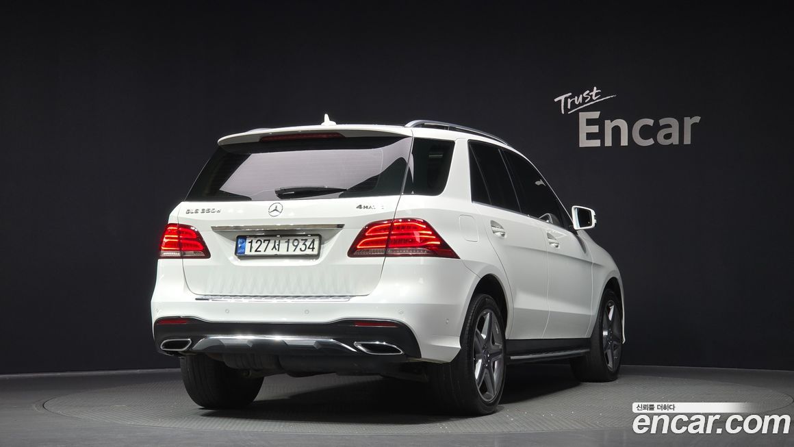 Mercedes-Benz GLE-Class 2016