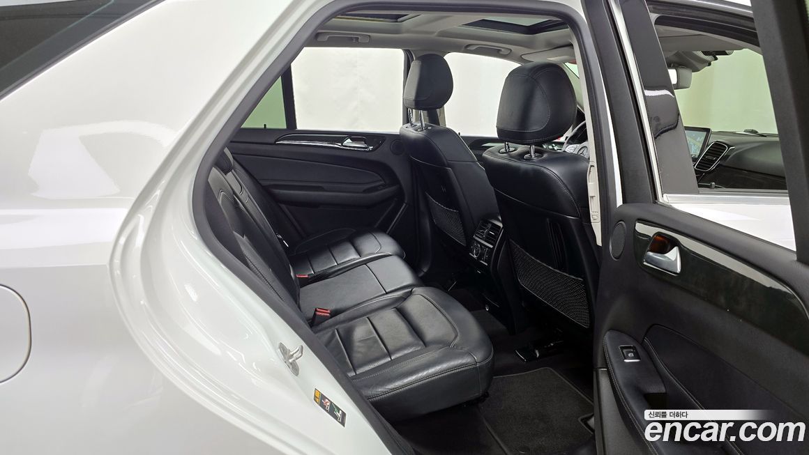 Mercedes-Benz GLE-Class 2016