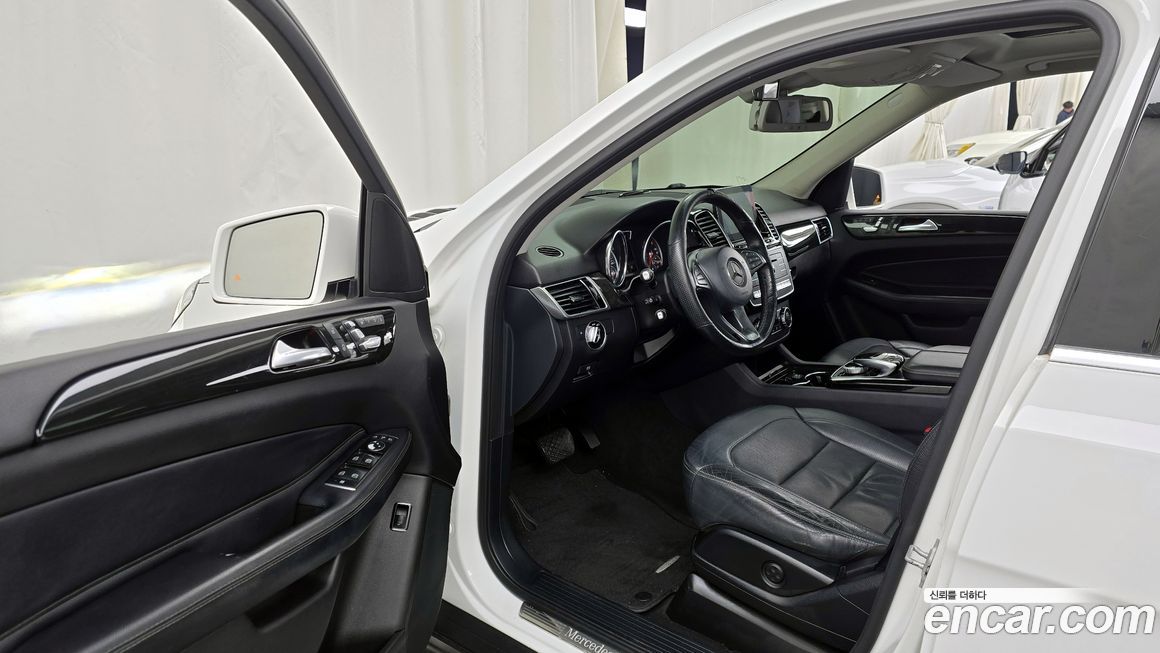 Mercedes-Benz GLE-Class 2016