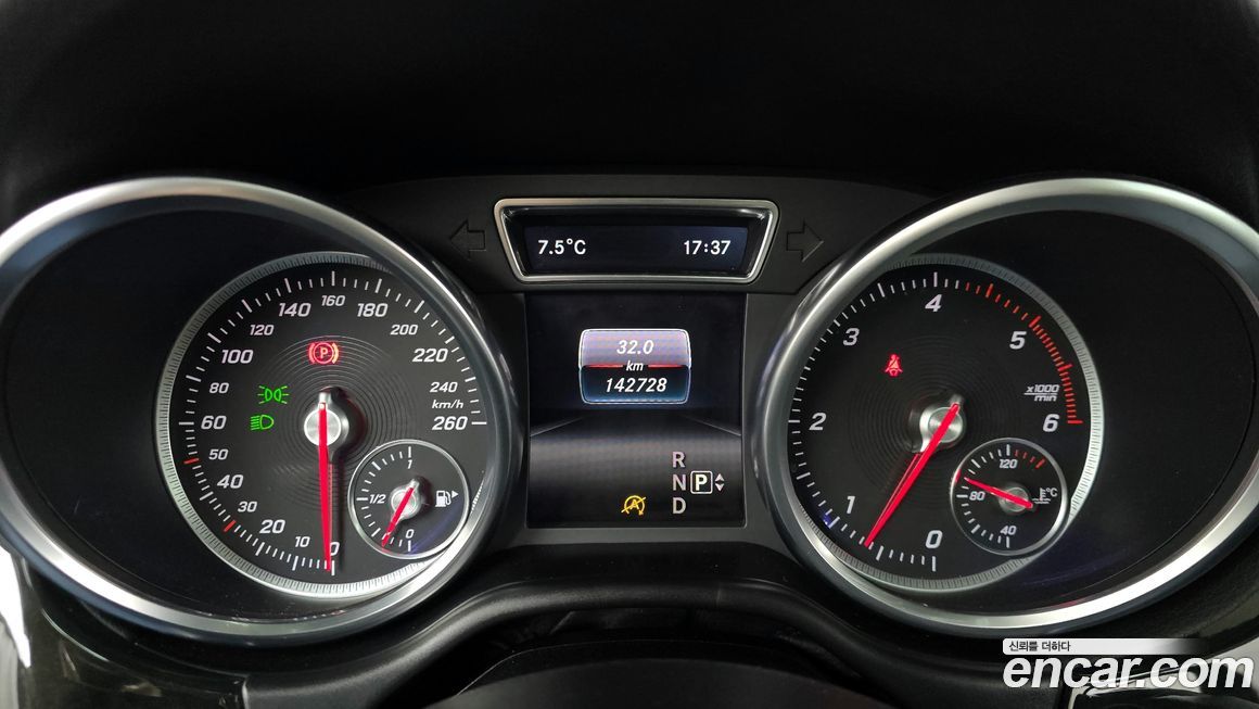 Mercedes-Benz GLE-Class 2016