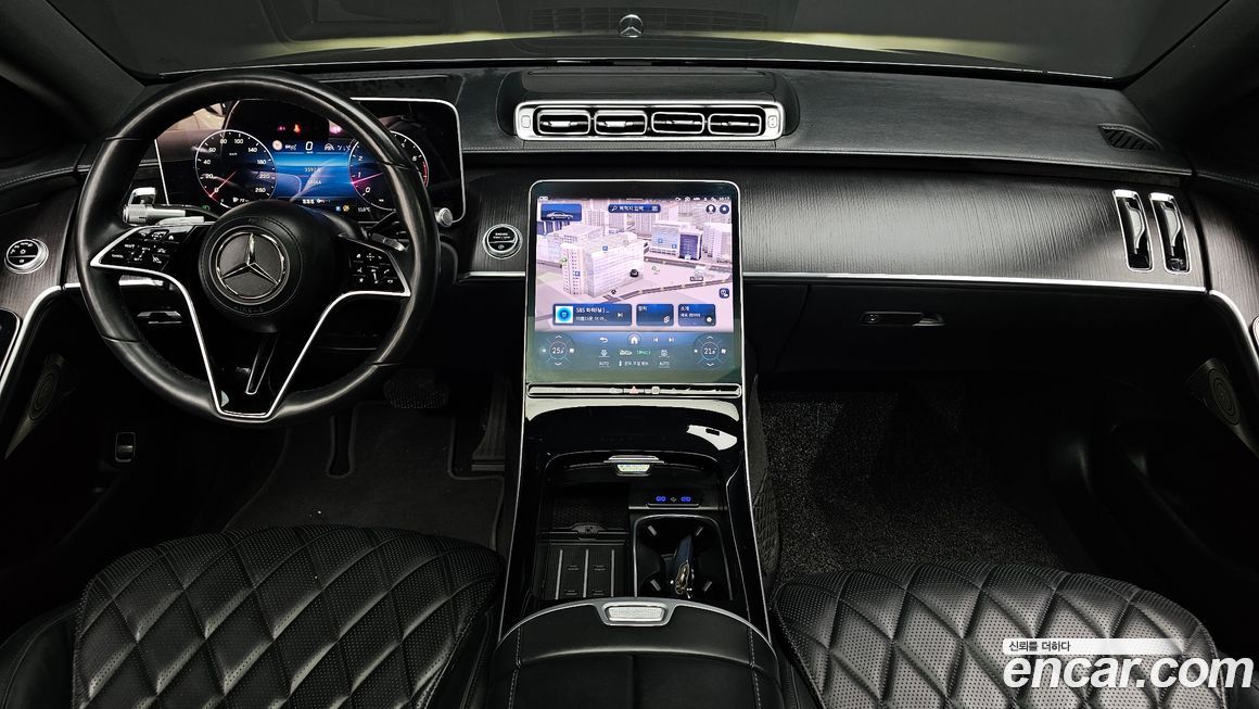 Mercedes-Benz S-Class 2023