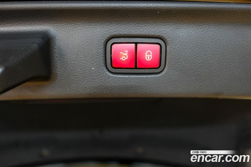 Mercedes-Benz S-Class 2023