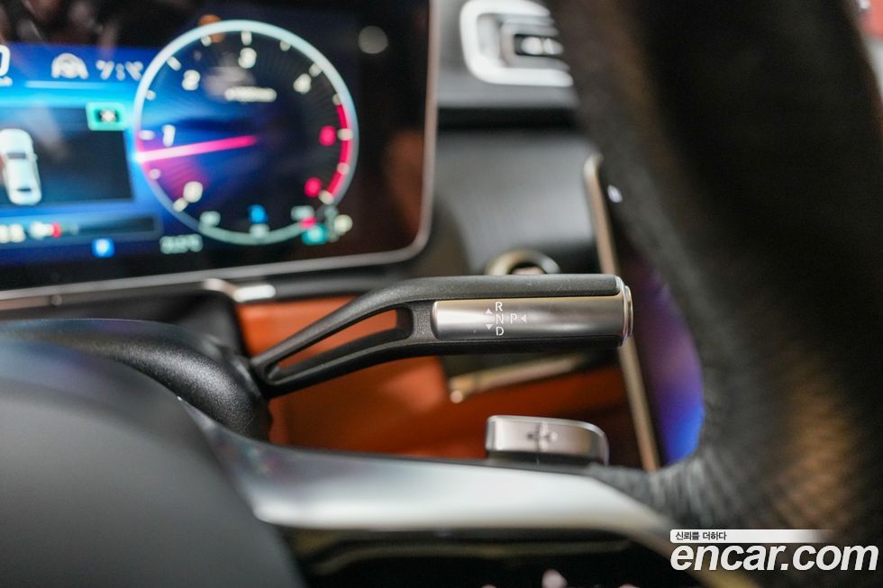 Mercedes-Benz S-Class 2023