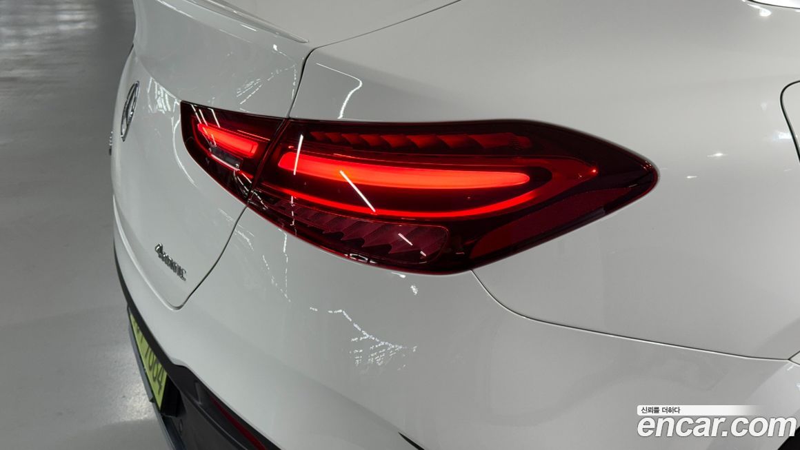 Mercedes-Benz GLE-Class 2025