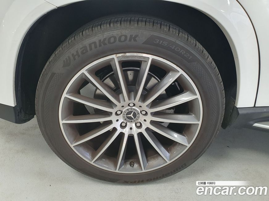 Mercedes-Benz GLE-Class 2023