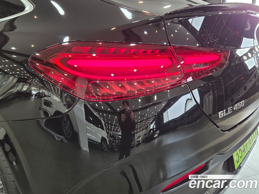 Mercedes-Benz GLE-Class 2025