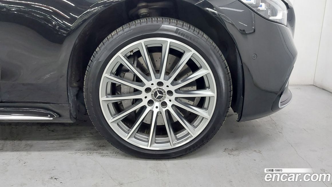 Mercedes-Benz S-Class 2022