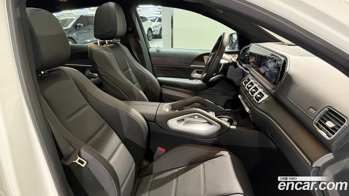 Mercedes-Benz GLE-Class 2025