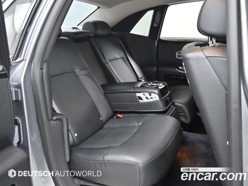 Rolls-Royce Ghost 2013