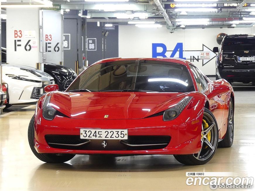 Ferrari 458 2015