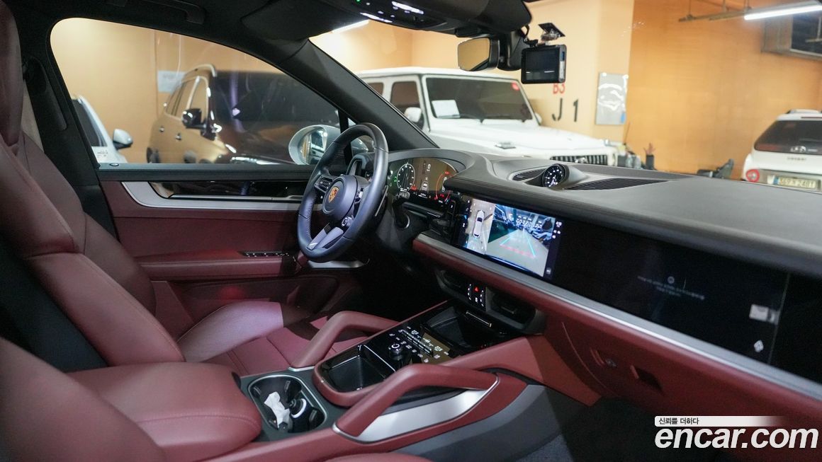 Porsche Cayenne 2024